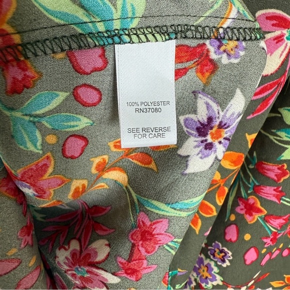 Cato Women's XL Floral V-Neck Blouse with Gold Zipper Detail Multicolor Flowy - Picture 8 of 8